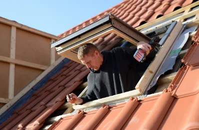 Pose de fenêtres de toit Velux à Mazoires